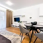 Wilanow Dream & Heaven Apartments